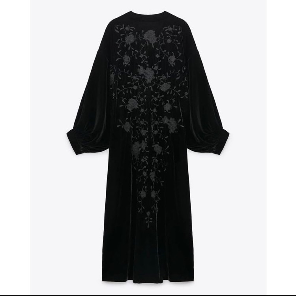 NWT Zara embroidered velvet kimono - Picture 8 of 10